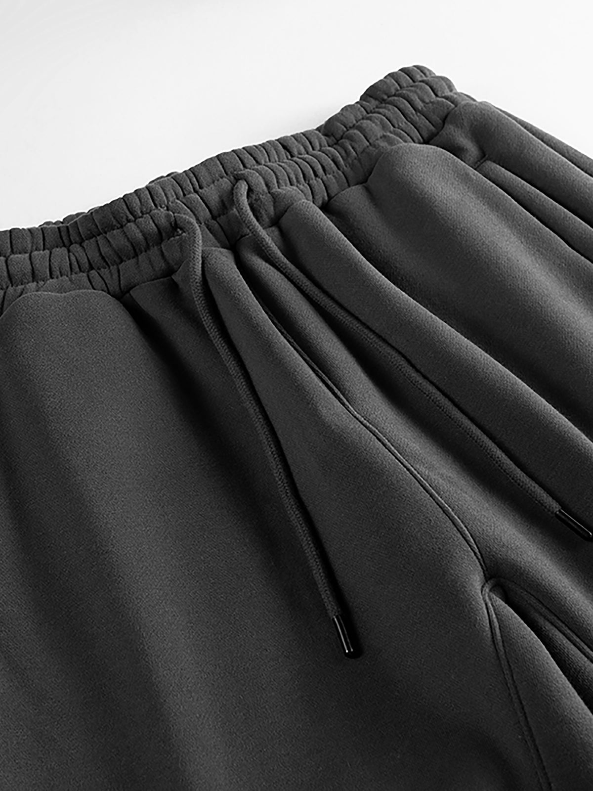V List Joggers